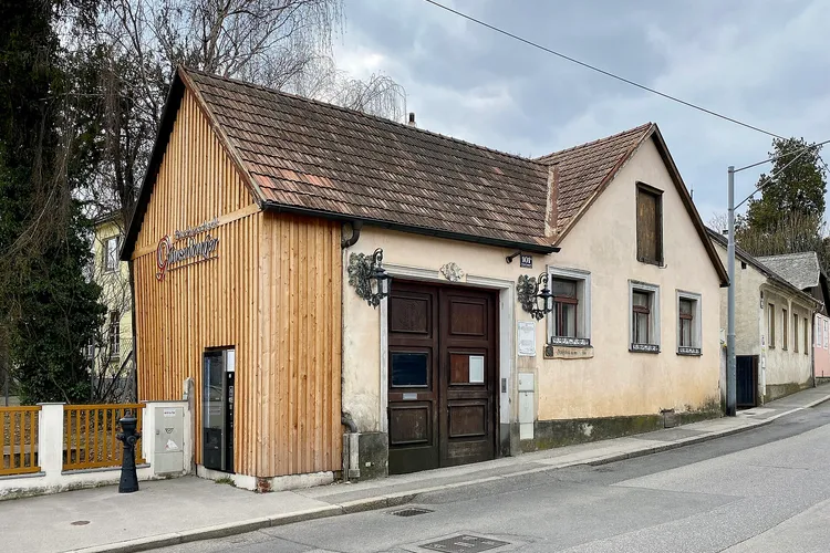 Weinbau und Buschenschank Grausenburger