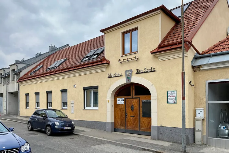 Weinbau und Buschenschank Lentz